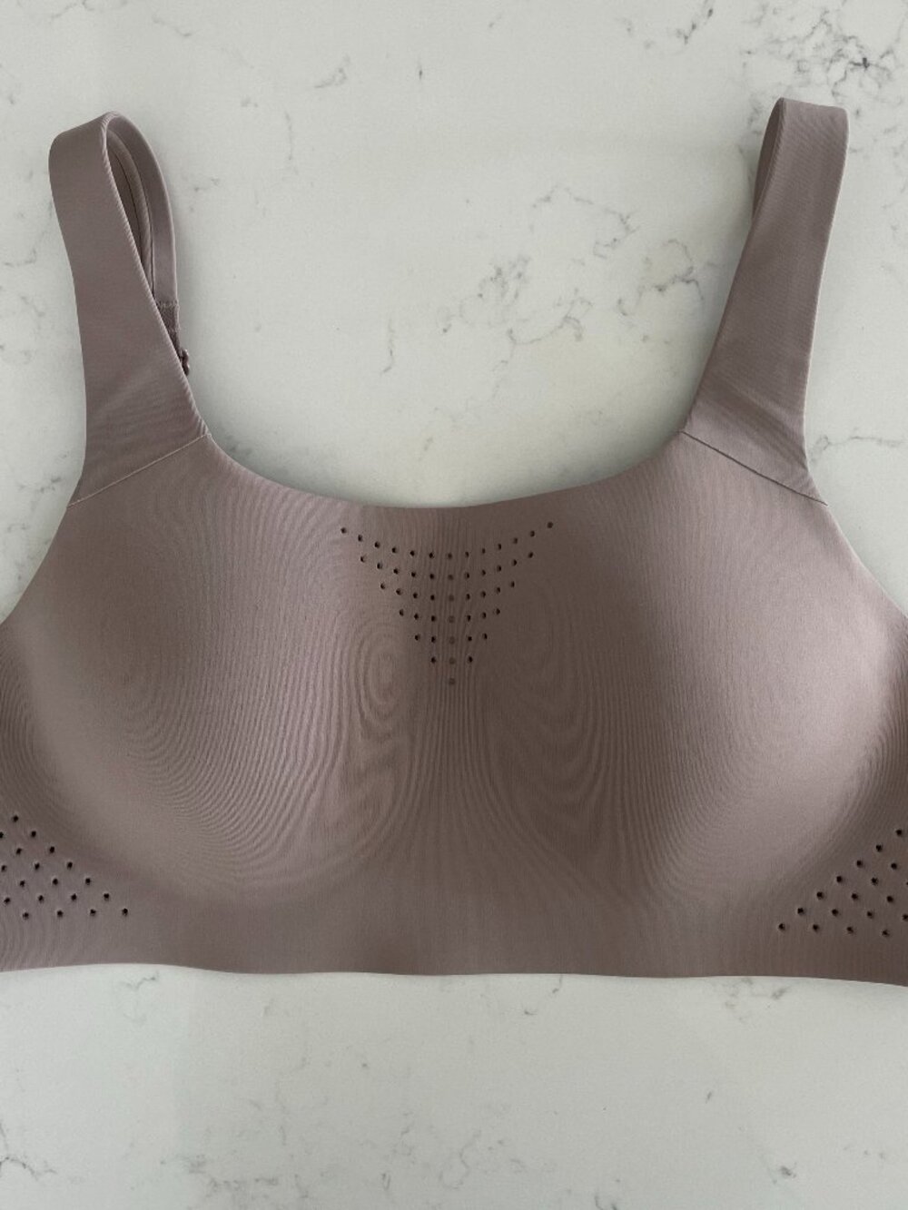 Victoria's Secret VSX Featherweight Max Sports Bra Bare Taupe/Tan Sz 32D